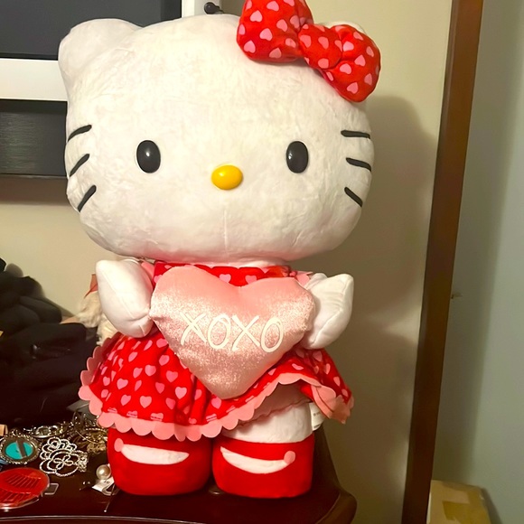 Hello Kitty Other - 2.5 ft hello kitty stand up doll for Valentine’s Day
